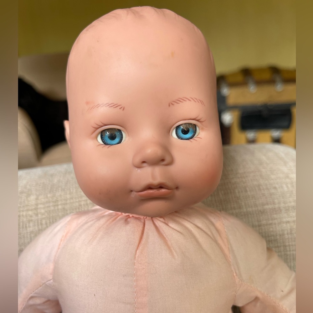 Vintage 1997 Cititoys Blue Eyed Baby Doll